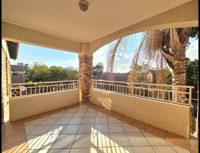 2 BEDROOM TOWNHOUSE FOR SALE IN MORELETAPARK